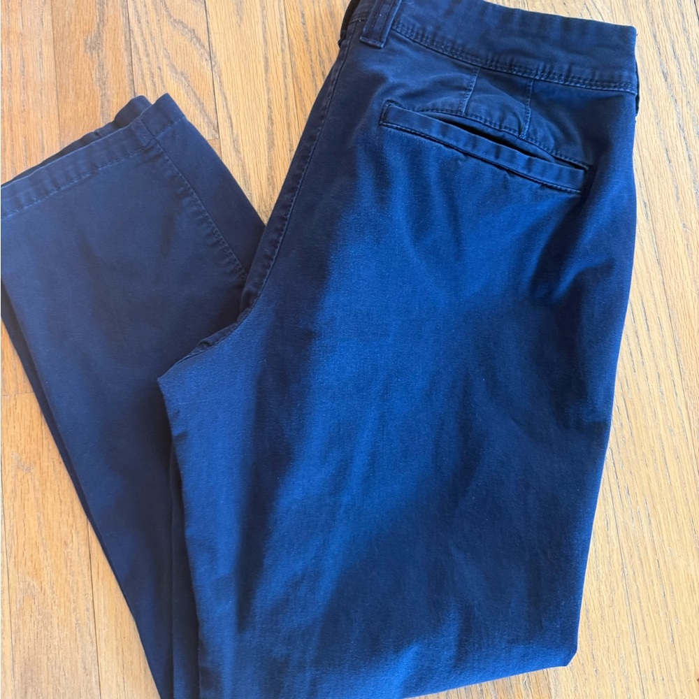 Old Navy Women’s Boyfriend Crop Chinos